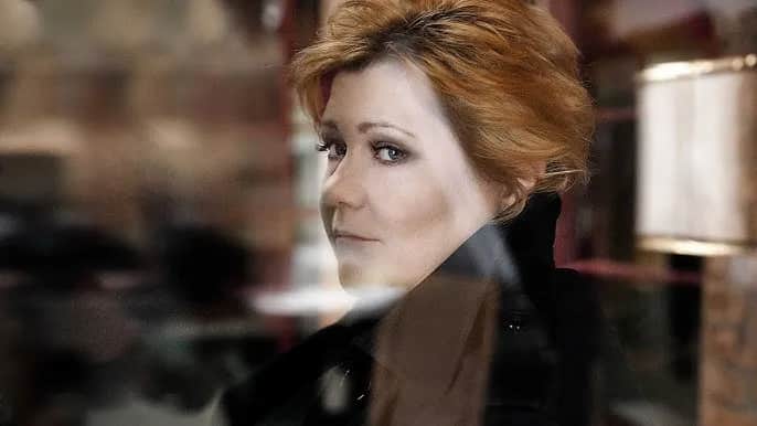 Szafran: niezwykła wokalistka jazzowa, która zachwyca publiczność swoim talentem