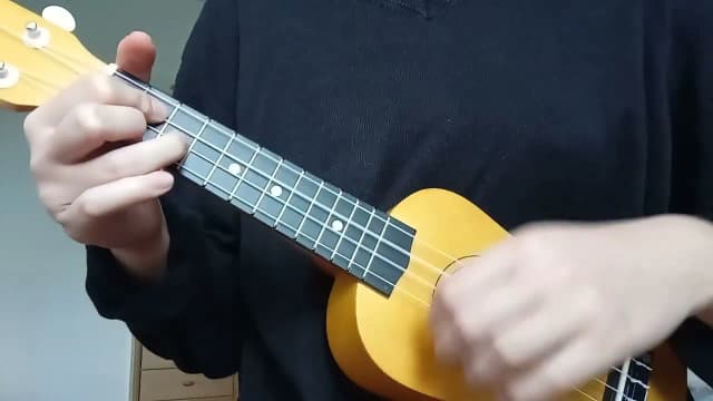 Jak łatwo zagrać na ukulele Hakuna Matata - prosty sposób dla każdego