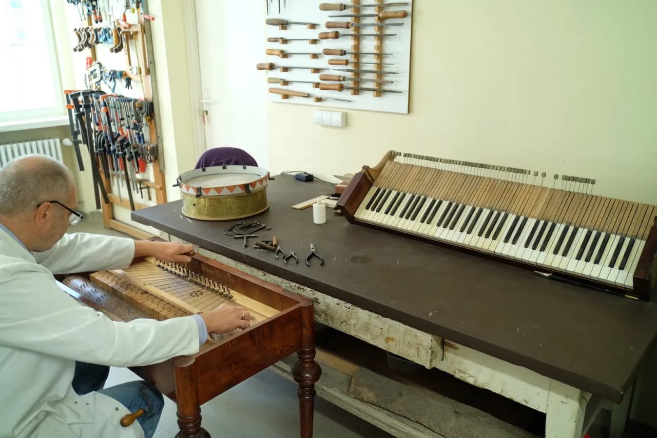 Higiena i konserwacja instrumentów - jak dbać o sprzęt muzyczny?